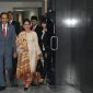 Presiden Jokowi dan Ibu Negara saat tiba di RSUD Dr Soetomo, Surabaya, Sabtu (29/06/2019) malam. (foto: Media Sekretariat Presiden)