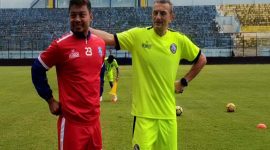 Unik, Hamka Hamzah jadi Pelatih dadakan Arema U-21