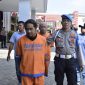 Dua anggota BIN gadungan diamankan Polresta Sidoarjo, Sabtu, 27/07/2019. (Fah/ SJ foto)