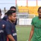 Andik Vermansyah saat latihan bersama tim Madura United, di Stadion Gelora Ratu Pamekasan, Kabupaten Pamekasan, Jawa Timur. (Budi/ SJ foto/ dok.) 