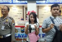 Suasana pemberian SIM Gratis oleh Satlantas Polres Jombang, Jawa Timur, Senin (01/07/2019). (istimewa)