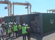 Bea Cukai Temukan 8 Kontainer Sampah Limbah Berbahaya Bea Cukai Temukan 8 Kontainer Sampah Limbah Berbahaya