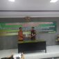 Kejari Sumenep serahkan barang bukti uang sebesar 699 Juta lebih ke Pemkab Sumenep, Selasa, 16/07/2019. (Sy/ SJ foto)
