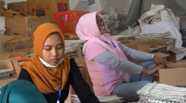 dok. Sortasi Surat Suara Pemilu di gudang KPU Sumenep, Jawa Timur. (Budi/ SJ foto)