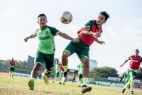 Persebaya dalam official training di Stadion Andi Mattalatta, Kota Makassar, Selasa, 16/07/2019. (foto: twitter persebaya)