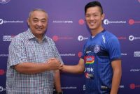 Perkenalan Takafumi Akahoshi dilakukan manajemen Arema FC, Selasa, 27/08/2019. (foto: twitter Arema FC)