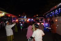 Jamaah Haji Kloter 6 asal Kabupaten Sumenep tiba di Gor Ahmad Yani, Kota Sumenep, Senin petang, 19/08/2019. (Feb/ SJ foto)