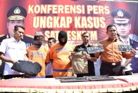 Penadah dan pelaku penggelapan kendaraan ditangkap Polresta Sidoarjo, Jawa Timur, Rabu 07/08/2019. (Fah/ SJ foto)