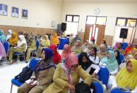 Peserta Bimtek Emo Demo taman Posyandu digelar di kantor Dinkes Sumenep, Senin, 09/09/2019. (Farin/ SJ foto)