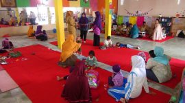 Tim verifikasi lapangan melakukan penilaian di Taman Posyandu Asy-Syifa Nur Indria, Senin, 16/09/2019. (Didik/ SJ foto)