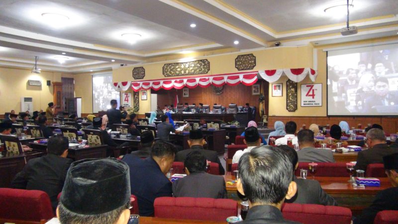 Suasana Sidang Paripurna DPRD Kabupaten Sumenep. (Farin/ SJ Foto)