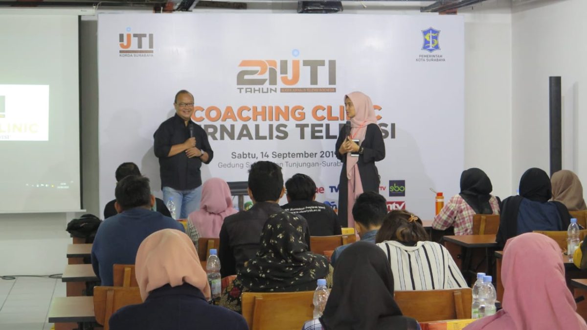 Coching clinic Jurnalis Televisi digelar IJTI Surabaya, Sabtu, 14/09/2019. (Joe/ SJ foto)
