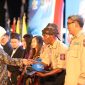 Pemberian bantuan untuk korban karhutla di Jambi diserahkan Gubenur Jatim, Khofifah Indar Parawansa saat pembukaan Jambore Taruna Siaga Bencana (Tagana) di Gedung Negara Grahadi, Surabaya, Rabu, 25/09/2019 lalu. (Fahri/ SJ foto)