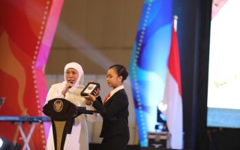 Gubernur Khofifah: Pariwisata di Jawa Timur Bangkit Gubernur Khofifah: Pariwisata di Jawa Timur Bangkit