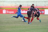 Persib Bandung menang atas Persipura Jayapura dengan skor 1-3 dalam pertandingan di Stadion Gelora Delta Sidoarjo, Senin, 23/09/2019. (Fahmi/ SJ foto)
