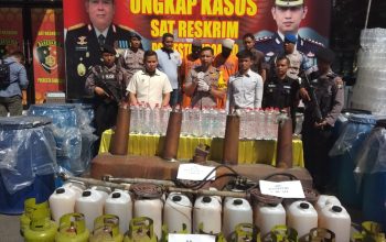 Produsen Arak di Sidoarjo Digerebek Polisi Produsen Arak di Sidoarjo Digerebek Polisi