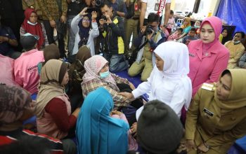 Diterjang Angin Kencang, Gubernur Khofifah : Wisata Kota Batu Tetap Aman Diterjang Angin Kencang, Gubernur Khofifah : Wisata Kota Batu Tetap Aman