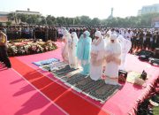 Ribuan Warga Surabaya Gelar Shalat Istisqa Ribuan Warga Surabaya Gelar Shalat Istisqa