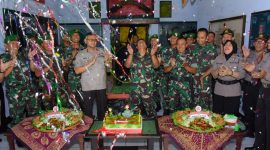 Polres Blitar dan prajurit Batalyon 511 Dibyatara Yudha rayakan HUT TNI bersama, Kamis, 04/10/2019. (inug/ SJ Foto)