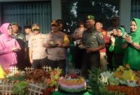 Kapolres dan Dandim Jombang rayakan HUT TNI bersama, Kamis, 04/10/2019.( Mufid/SJ Foto)