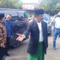 Fattah Jasin datang ke kantor DPC PKB Sumenep untuk mendaftar sebagai bakal calon bupati Sumenep, Rabu, 13/11/2019. (Didik/ SJ Foto)
