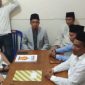 Deddy Noerdiawan, Putra Bupati Lamongan mengembalikan formulir pendaftaran Bacabup di Kantor Gerindra Kabupaten Lamongan, Rabu, 13/11/2019. (Mahrus/ SJ Foto)