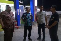 Sidak ketersediaan BBM jelang akhir tahun dilakukan ke SPBU di Kecamatan Manding, Kalianget, dan Batuan, Senin, 30/12/2019 malam. (Didik/ SJ Foto)