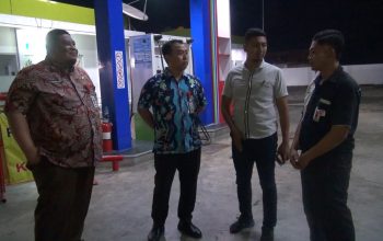 Sidak SPBU Malam Hari, Pembeli BBM Jerigen Kabur Melihat Petugas Sidak SPBU Malam Hari, Pembeli BBM Jerigen Kabur Melihat Petugas