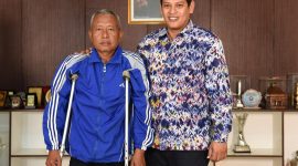 Walikota Kediri Abdullah Abu Bakar temui penyandang disabilitas di ruang kerjanya, Selasa, 03/12/2019. (Inug/ SJ Foto)