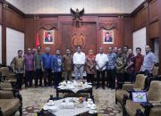 Gubernur Khofifah minta PWI dan SIWO Jatim Sukseskan Jatim Jadi Tuan Rumah Porwanas 2020 Gubernur Khofifah minta PWI dan SIWO Jatim Sukseskan Jatim Jadi Tuan Rumah Porwanas 2020