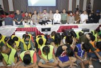 BUDAK NARKOBA : 200 tersangka narkoba ditangkap Polda Jatim dalam operasi yang digelar di awal tahun 2020. (Yuda/ SJ Foto) 