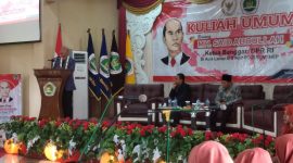 MH. Said Abdullah beri kuliah umum di Kampus STKIP Sumenep, Sabtu, 29/02/2020. (Didik/SJ Foto) 