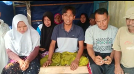 Keluarga perahu rombongan pengantin yang hilang berharap semua pihak membantu proses pencarian. (foto: istimewa) 