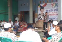 Sekda Lamongan mengutus timnya ambil formulir bacabup melalui Partai Demokrat, Selasa, 17/03/2020. (Mahrus/ SJ Foto) 