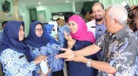 Gubernur Khofifah: 132 bed tambahan disiapkan Pemprov Jatim di dua rumah sakit rujukan di Surabaya. (Fahmi/SJ Foto) 