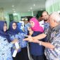 Gubernur Khofifah: 132 bed tambahan disiapkan Pemprov Jatim di dua rumah sakit rujukan di Surabaya. (Fahmi/SJ Foto) 