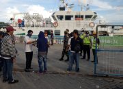 Waspada Corona: Ketat di Kota, Longgar di Pelabuhan Waspada Corona: Ketat di Kota, Longgar di Pelabuhan
