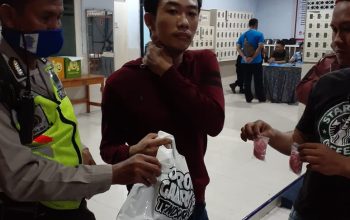 Kakanwil Apresiasi Penggagalan Penyelundupan Pil Diduga Narkotika di Lapas Porong Kakanwil Apresiasi Penggagalan Penyelundupan Pil Diduga Narkotika di Lapas Porong
