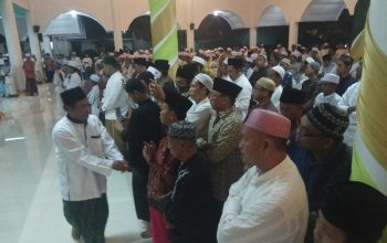 Di Tengah Ancaman Corona, Dua Ribu Jamaah Hadiri Pengajian Isra' Mi'raj Di Tengah Ancaman Corona, Dua Ribu Jamaah Hadiri Pengajian Isra’ Mi’raj