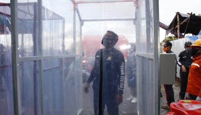 Kapolres Sidak Pos Pantau Corona di Pelabuhan Kalianget