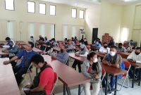 SURABAYA, seputarjatim.com-Pendaftaran program Kartu Prakerja telah ditutup hari ini Kamis (16/4) pukul 16.00 WIB. Sedangkan pengumuman hasil seleksi program Kartu Prakerja dari pemerintah pusat akan diumumkan besok, Jumat (17/4). (Fahmi/SJ Foto) 