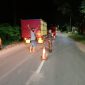 Anggota Kodim Sumenep berjaga di pintu masuk Kabupaten Sumenep untuk memeriksa kesehatan warga beberapa waktu lalu untuk mencegah penyebaran covid-19.(Dok.seputarjatim.com)