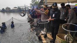 Kapolri dan Panglima TNI hadiri Program Ketahanan Pangan Virtual di Sidoarjo, Kamis, 09/07/2020. (Yudha/SJ Foto)