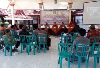 Sosialisasi dan Pembinaan Tata Kelola Pertambangan dan BBM Subsidi digelar di Kantor Kecamatan Lenteng, Selasa, 25/08/2020. (Didik/SJ Foto)