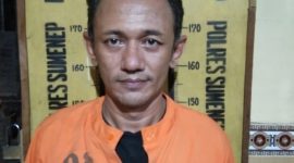 Tersangka ditangkap dengan barang bukti 3 poket sabu seberat 1 gram lebih. (Dok. Satreskoba Polres Sumenep)