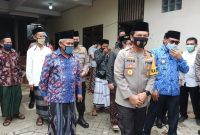 Kapolda Jatim Irjen Pol. Nico Afinta berkunjung ke Ponpes Sabilurrosyad, Gasek, Kota Malang, Jumat, 27/11/2020. (Yudha/SJ Foto)