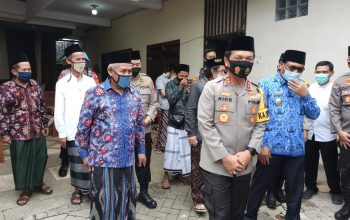 Kapolda Jatim Kunjungi Ponpes Sabilurrosyad