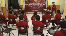 Forum Wartawan Sidoarjo (Forwas) menggelar serasehan bertajuk netralitas dan fungsi pers di Pilkada 2020. (Fahmi/SJ Foto) 