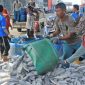 Aktifitas jual beli ikan para nelayan NTB. (Foto Istimewa)
