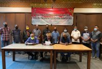 Warga Papua yang bermukim di Jawa Timur sampaikan dukungan terhadap OTSUS Jiid Dua. (Foto istimewa)